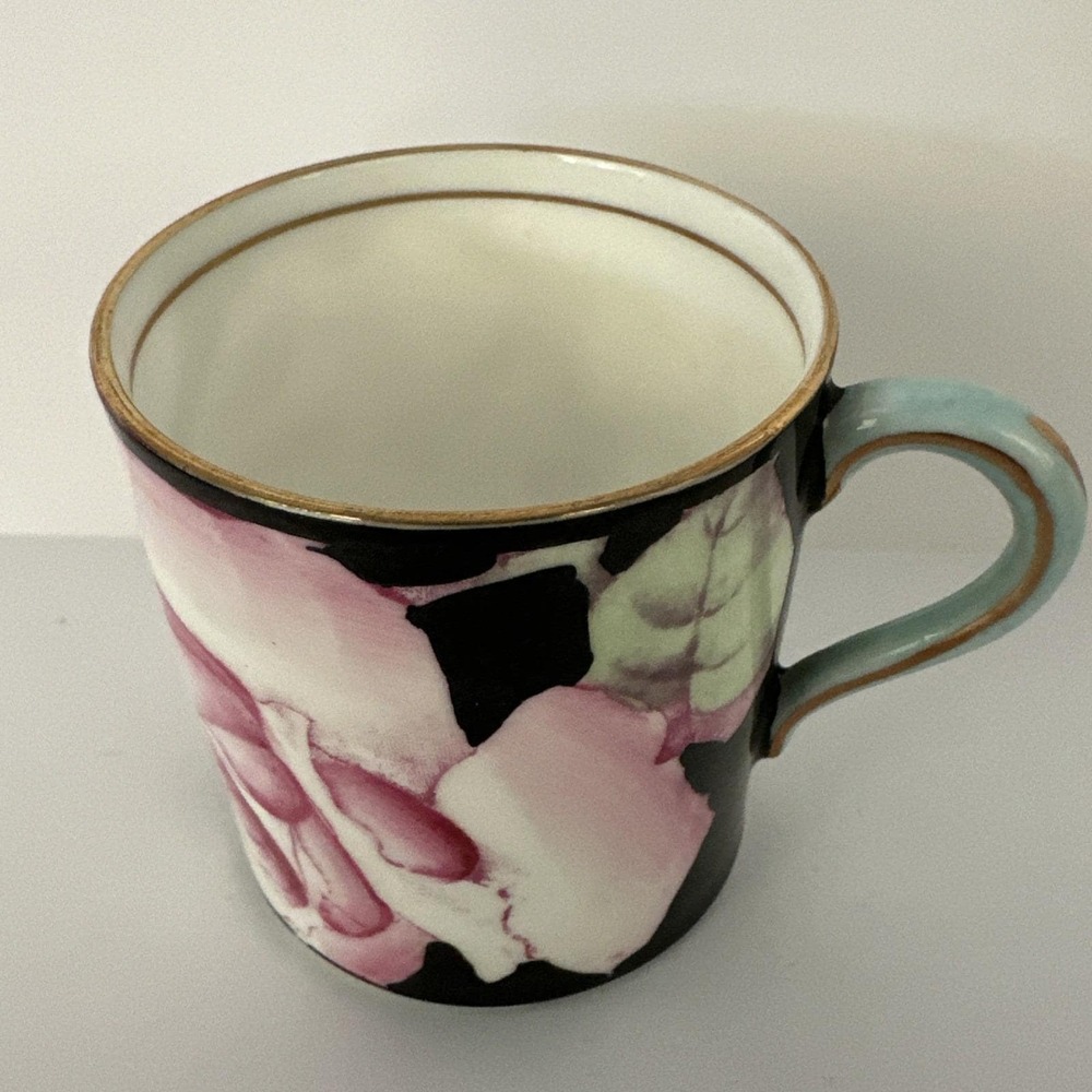 Paragon Fine Bone China ROSES on BLACK W/ Mint Handle Demitasse Cup England RARE
